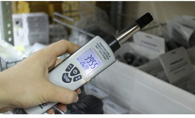 Термогигрометр  CEM DT-321S Термогигрометр  CEM DT-321S