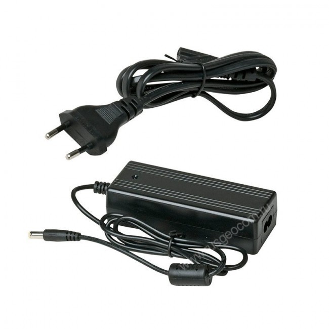 Адаптер питания Trimble с сетевым кабелем для зарядного устройства на две батареи Адаптер питания Trimble с сетевым кабелем для зарядного устройства на две батареи