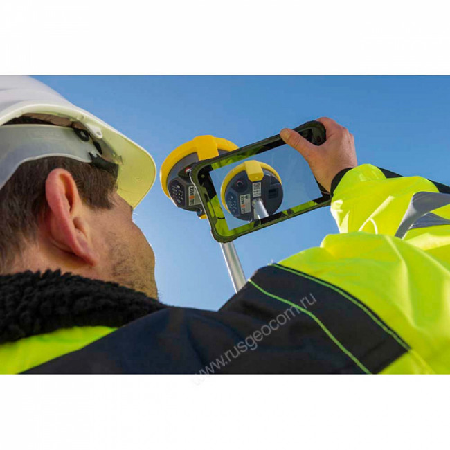 GNSS приемник GeoMax Zenith40 Rover (GSM&UHF) xPad Ultimate GNSS приемник GeoMax Zenith40 Rover (GSM&UHF) xPad Ultimate