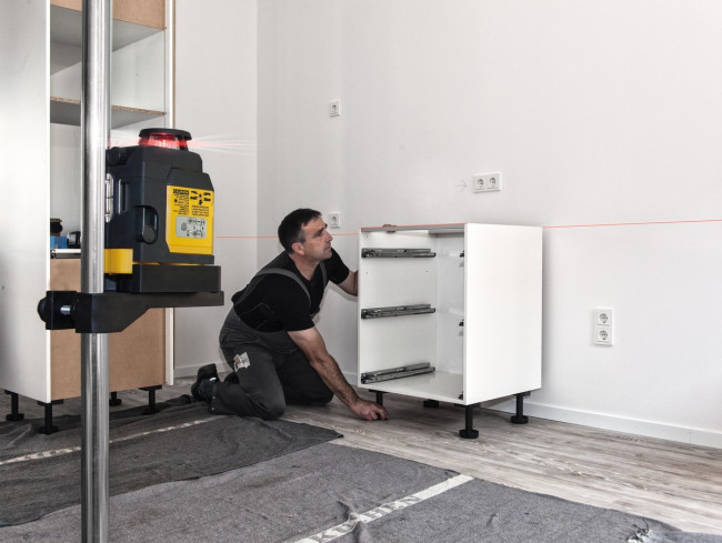 Лазерный уровень STABILA LAX 400