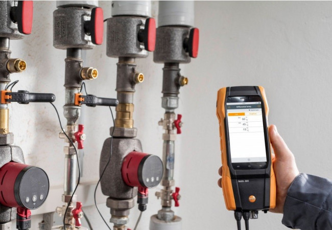 Комплект Testo 300 (O2, CO с H2-компенсацией  до 8000 ppm)